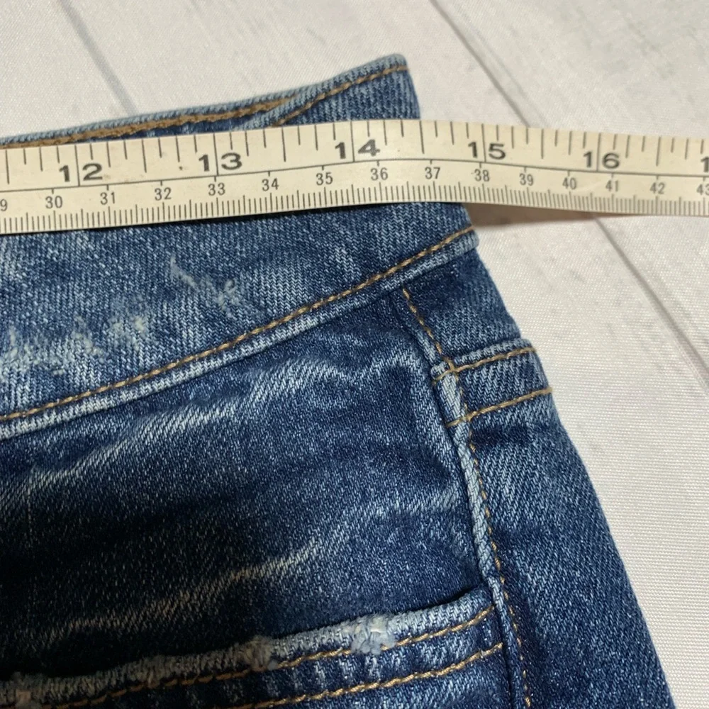 Joe’s jeans cuffed Denim Shorts. Size 26. - Picture 5 of 7